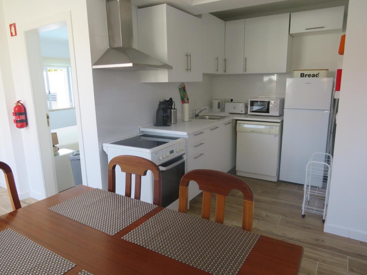 Moradia Geminada V2- Piscina Privada Villa Quarteira Luaran gambar