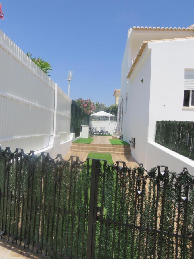 Moradia Geminada V2- Piscina Privada Villa Quarteira Luaran gambar