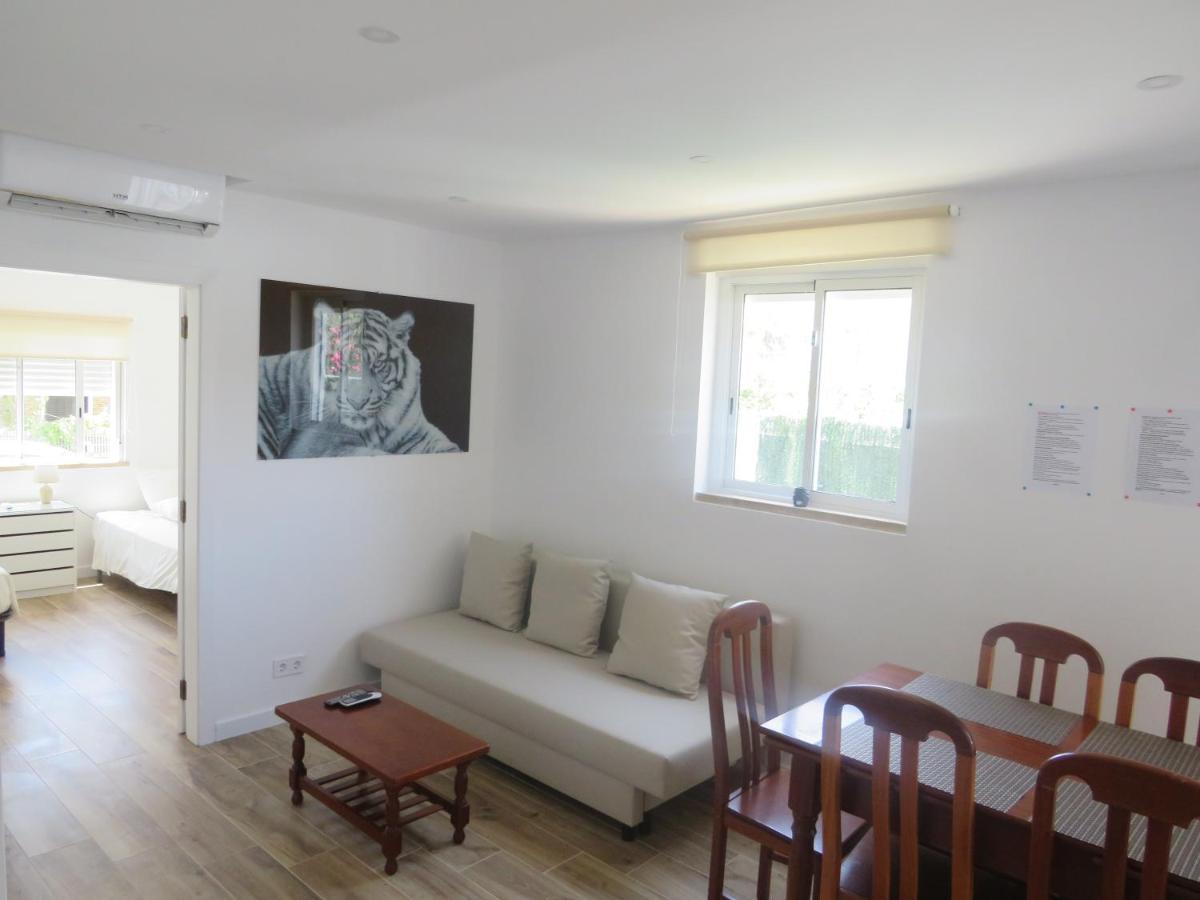 Moradia Geminada V2- Piscina Privada Villa Quarteira Luaran gambar